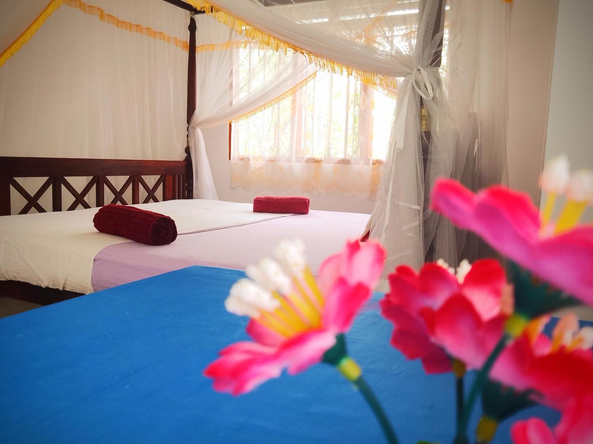 Near Beach Rest Unawatuna Ngoại thất bức ảnh