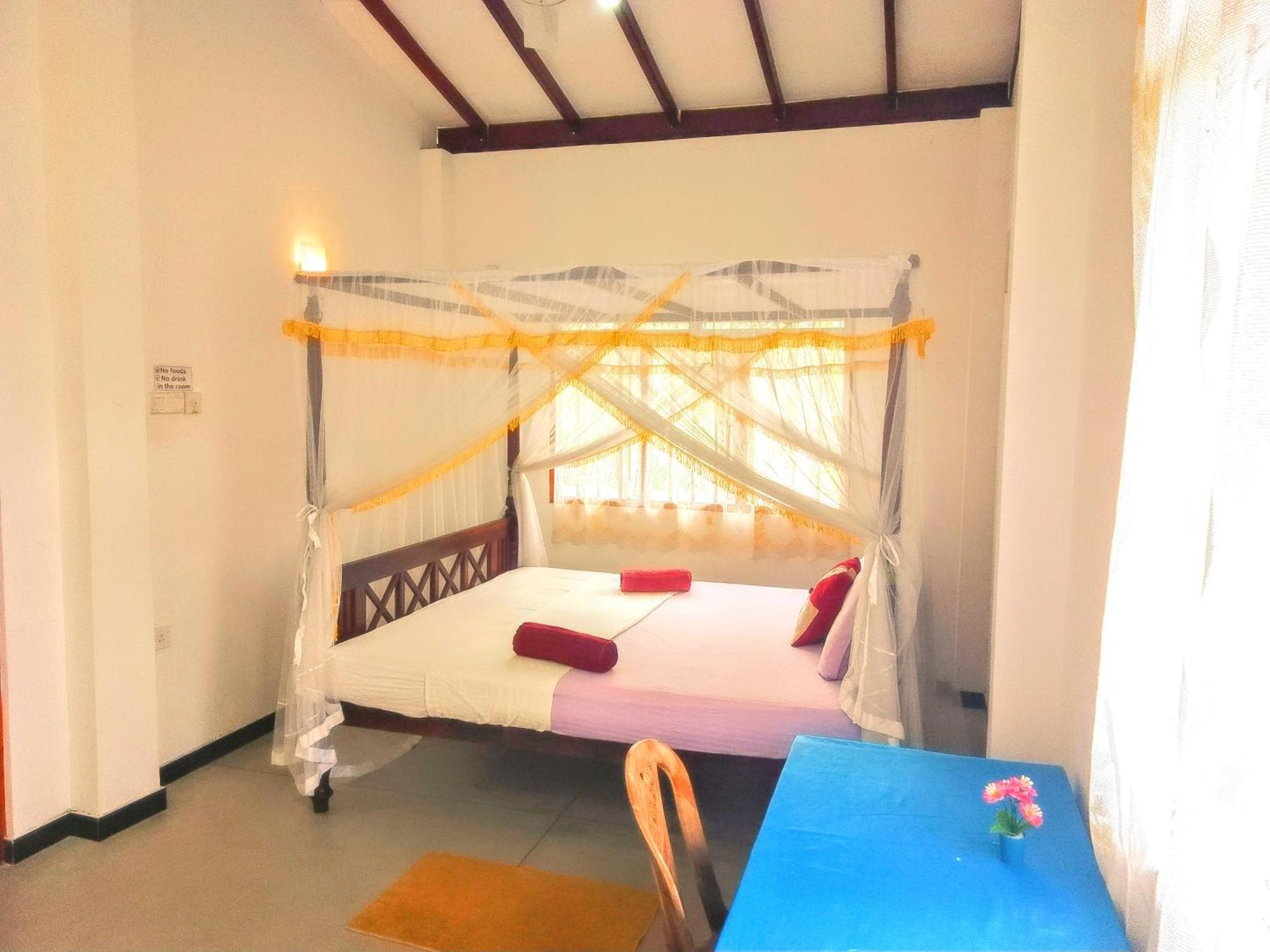 Near Beach Rest Unawatuna Ngoại thất bức ảnh