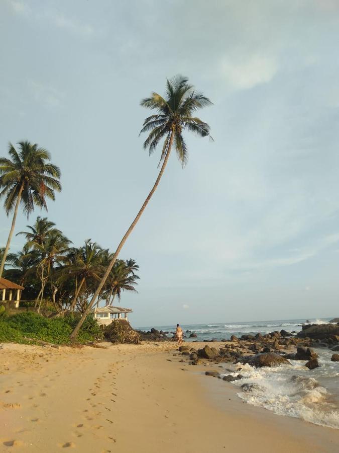 Near Beach Rest Unawatuna Ngoại thất bức ảnh
