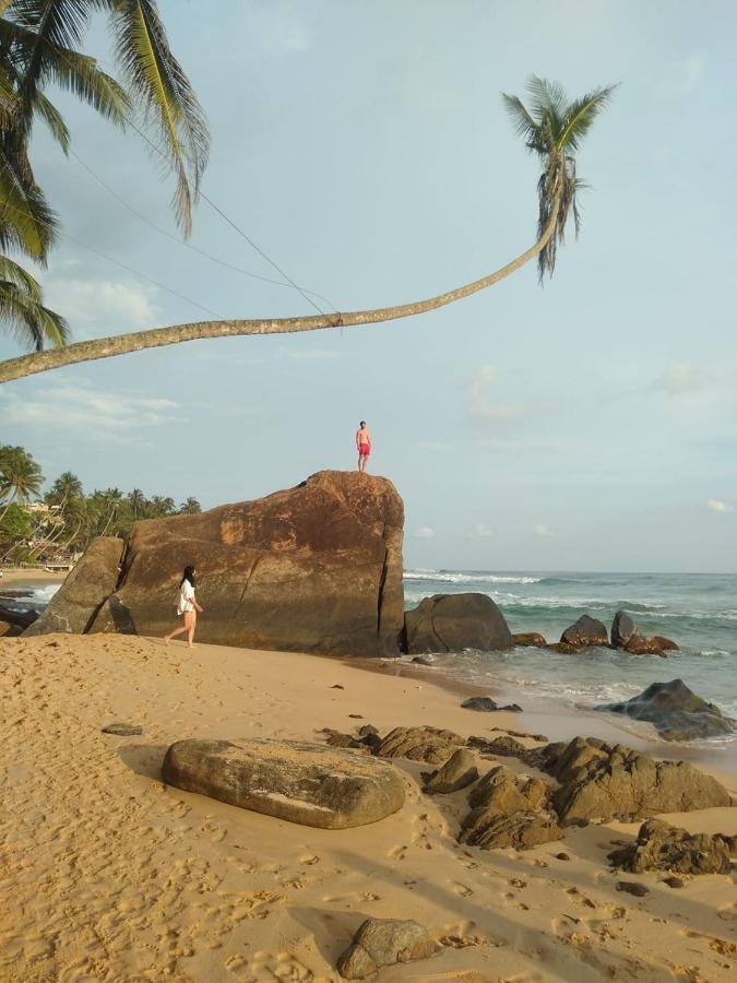 Near Beach Rest Unawatuna Ngoại thất bức ảnh